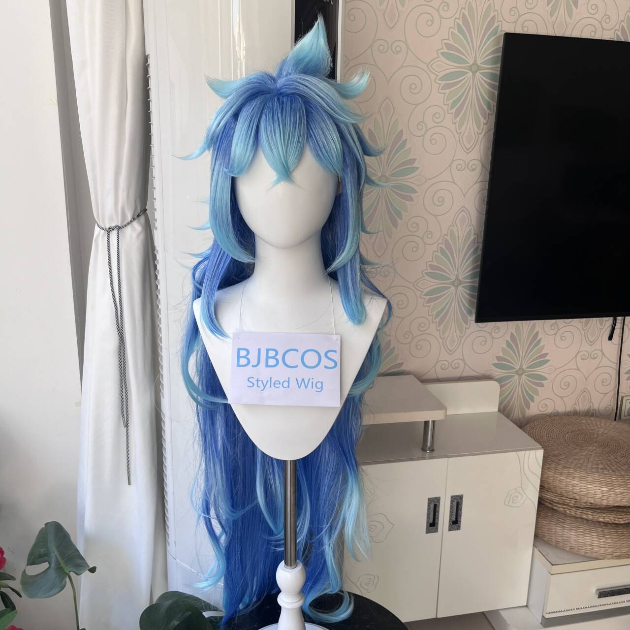 Anime Cosplay Blue Hair - شعر مستعار أنيق بطول 110 سم،