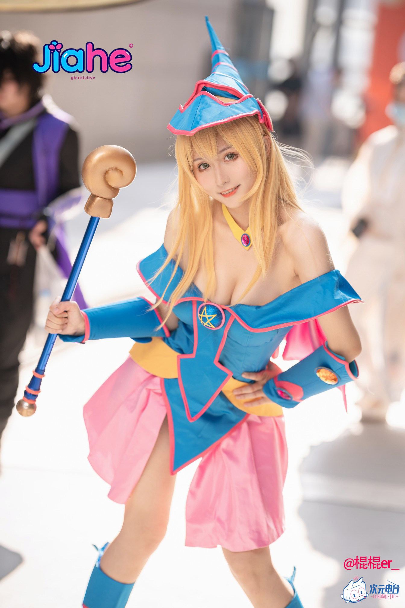 زي تنكري أنمي لشخصية الفتاة ال - مراجعة Anime Cosplay Jumpsuit وسعره