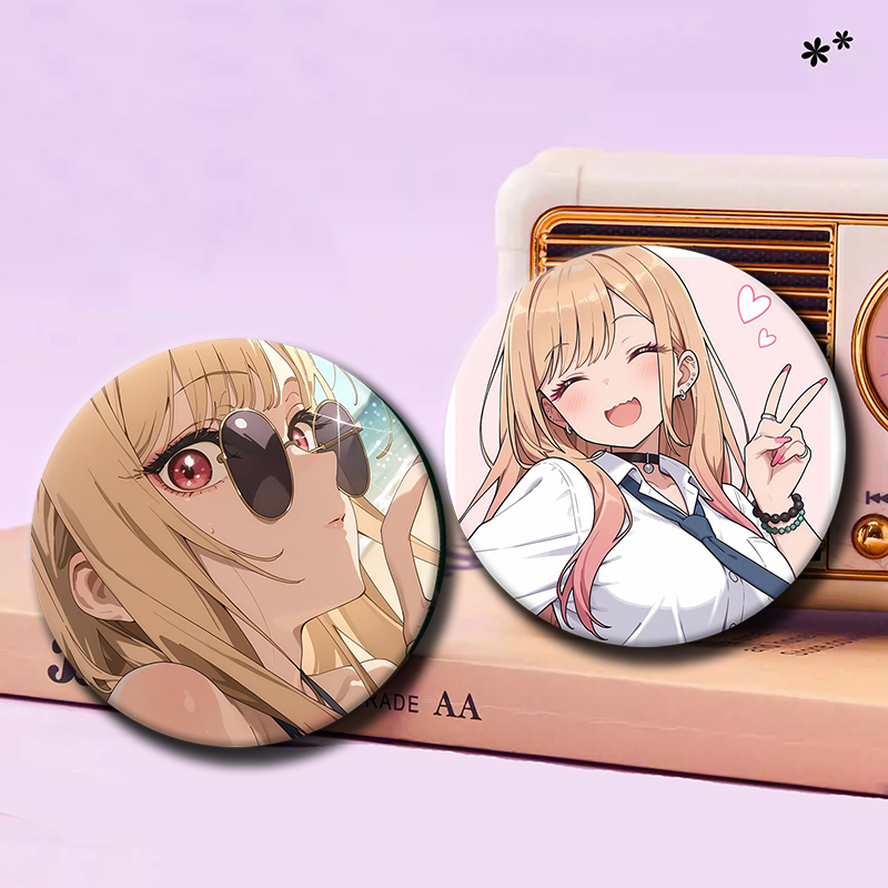 دبوس معدني مطلي بالمينا لشخصية - مراجعة Anime Cosplay Idea وسعره